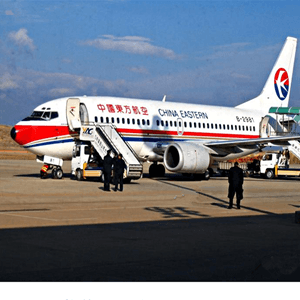 大兴安岭鄂伦春航空运输航空快运业稳步发展的原因是什么？